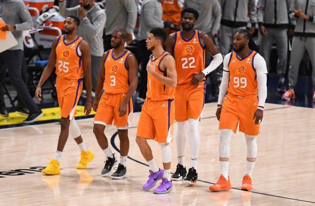 开云体育软件下载安装-3位年轻人告诉你在超巨身边打球是怎样一种体验？